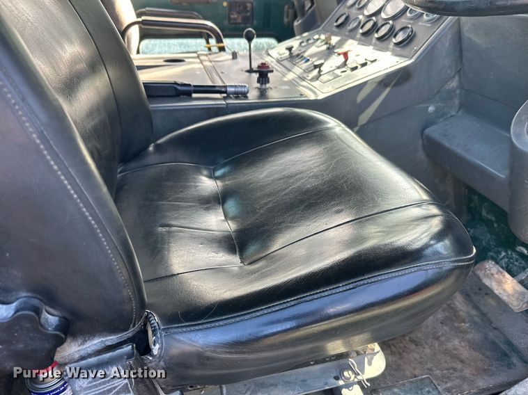 image for item DW4291 Elgin Pelican street sweeper