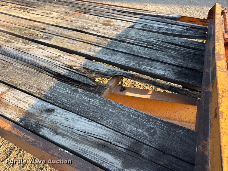 image for item DW6613 1999 Econoline MP423DE equipment trailer