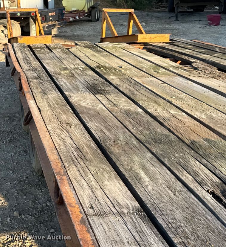 image for item DW6613 1999 Econoline MP423DE equipment trailer