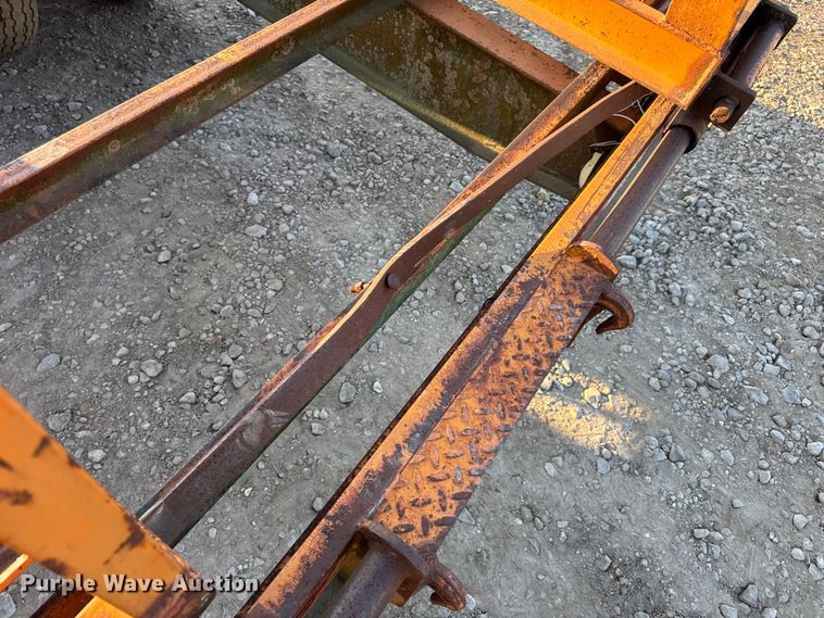 image for item DW6613 1999 Econoline MP423DE equipment trailer