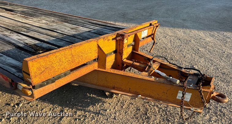 image for item DW6613 1999 Econoline MP423DE equipment trailer