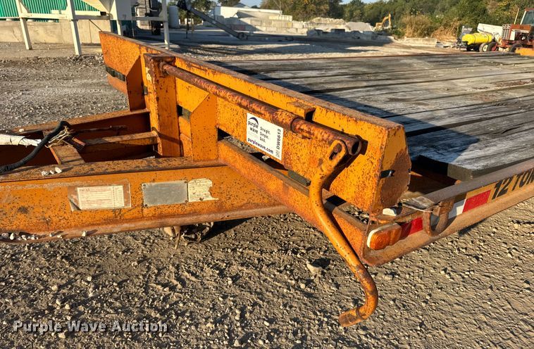 image for item DW6613 1999 Econoline MP423DE equipment trailer