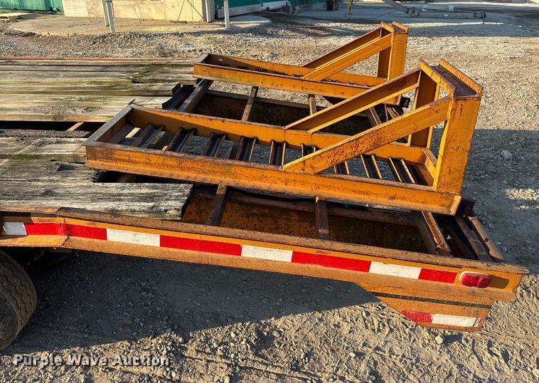 image for item DW6613 1999 Econoline MP423DE equipment trailer