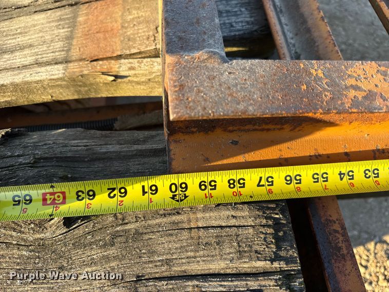 image for item DW6613 1999 Econoline MP423DE equipment trailer