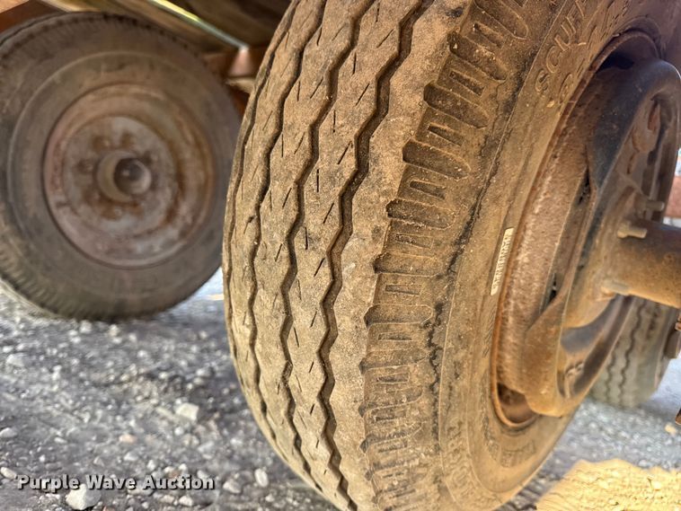 image for item DW6613 1999 Econoline MP423DE equipment trailer