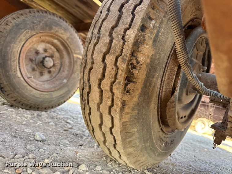 image for item DW6613 1999 Econoline MP423DE equipment trailer