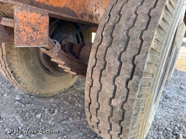 image for item DW6613 1999 Econoline MP423DE equipment trailer