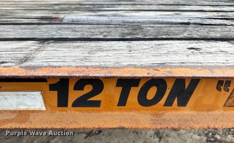 image for item DW6613 1999 Econoline MP423DE equipment trailer