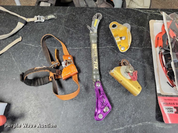 image for item DX6472 Arborist gear