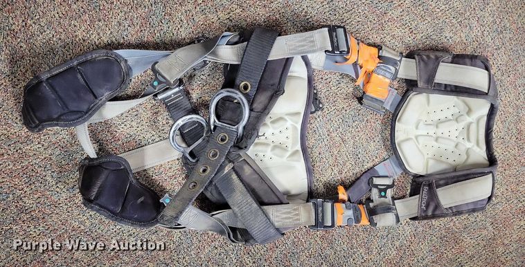 image for item DX6472 Arborist gear