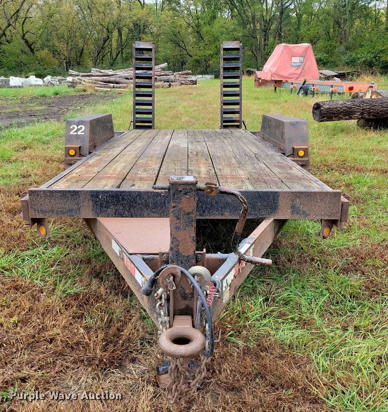 image for item DX6473 2006 Felling equipment trailer