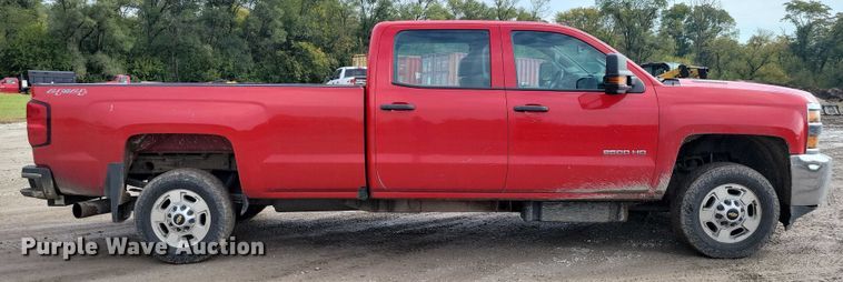 image for item DX6474 2016 Chevrolet Silverado 2500HD Crew Cab pickup truck