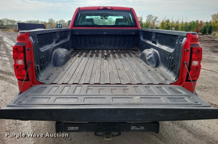 image for item DX6474 2016 Chevrolet Silverado 2500HD Crew Cab pickup truck