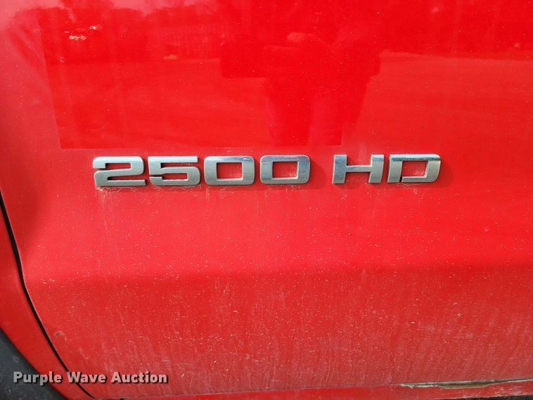 image for item DX6474 2016 Chevrolet Silverado 2500HD Crew Cab pickup truck