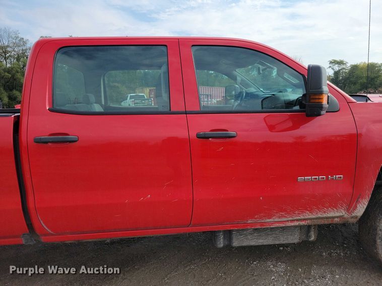 image for item DX6474 2016 Chevrolet Silverado 2500HD Crew Cab pickup truck