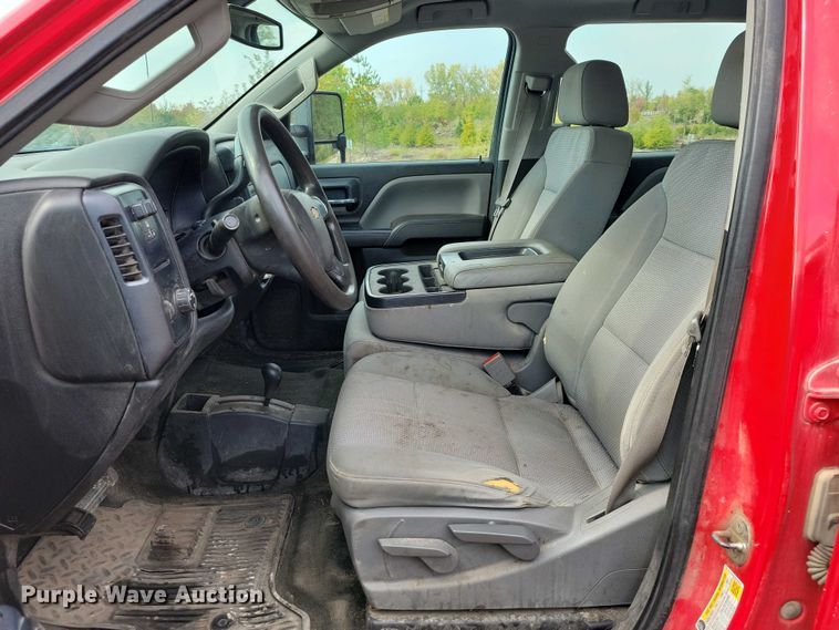 image for item DX6474 2016 Chevrolet Silverado 2500HD Crew Cab pickup truck