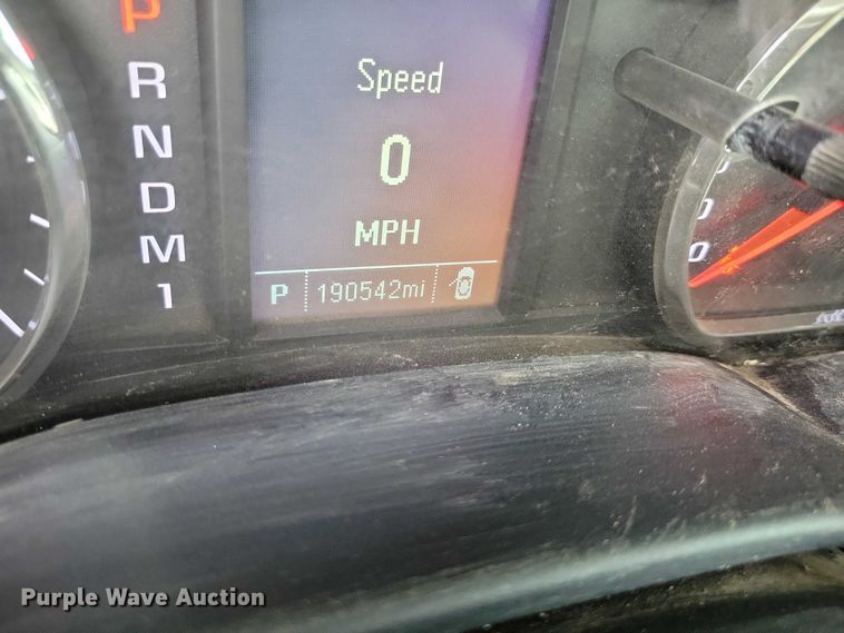 image for item DX6474 2016 Chevrolet Silverado 2500HD Crew Cab pickup truck