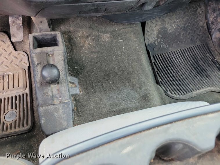 image for item DX6474 2016 Chevrolet Silverado 2500HD Crew Cab pickup truck