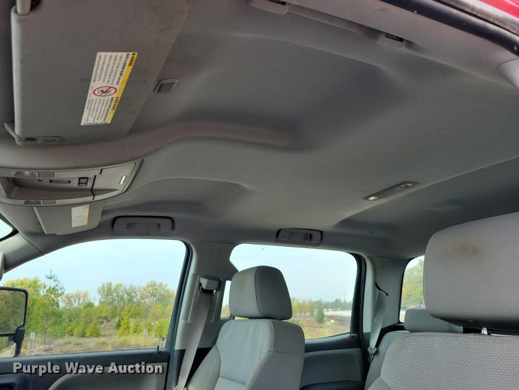 image for item DX6474 2016 Chevrolet Silverado 2500HD Crew Cab pickup truck