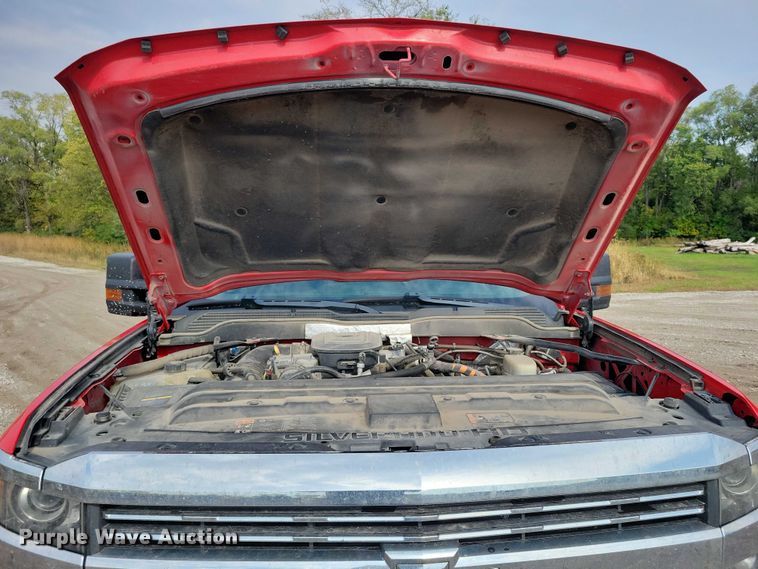 image for item DX6474 2016 Chevrolet Silverado 2500HD Crew Cab pickup truck