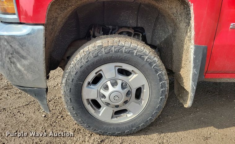 image for item DX6474 2016 Chevrolet Silverado 2500HD Crew Cab pickup truck