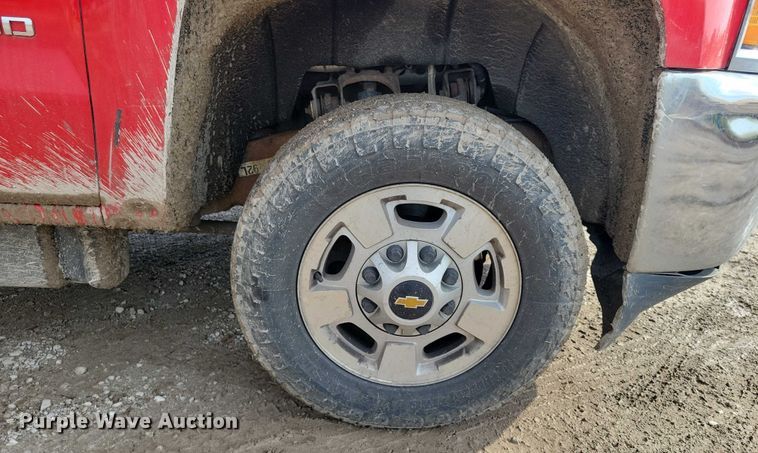 image for item DX6474 2016 Chevrolet Silverado 2500HD Crew Cab pickup truck