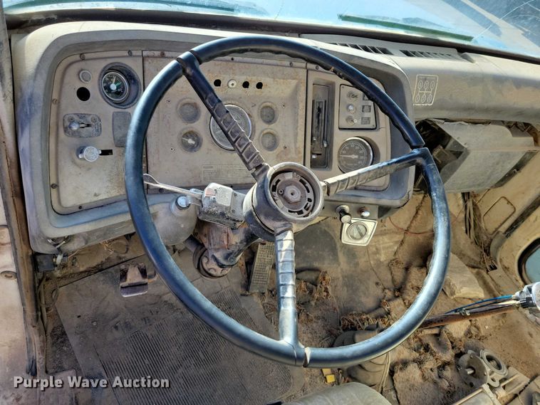 image for item DX7196 1979 Ford 9000 dump truck