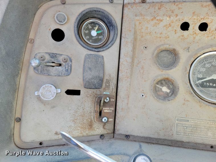 image for item DX7196 1979 Ford 9000 dump truck