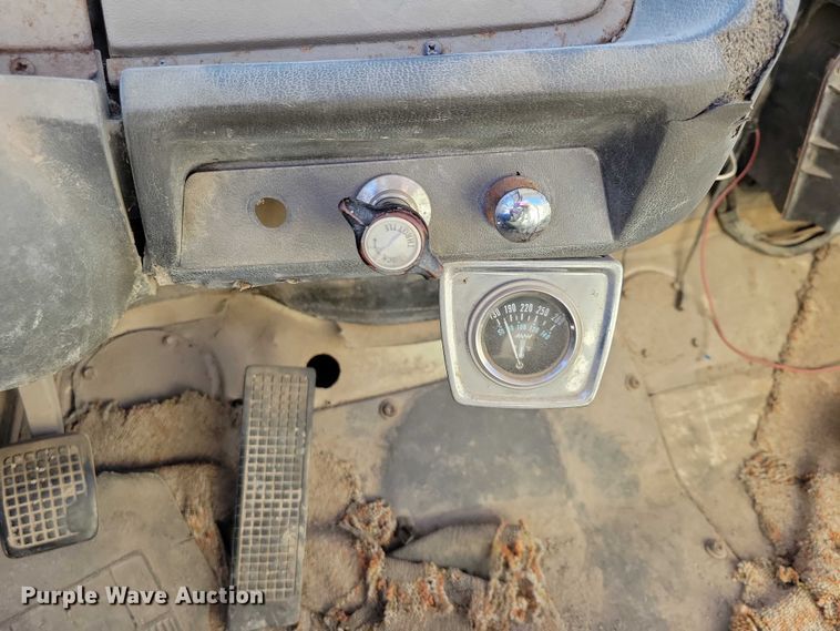 image for item DX7196 1979 Ford 9000 dump truck