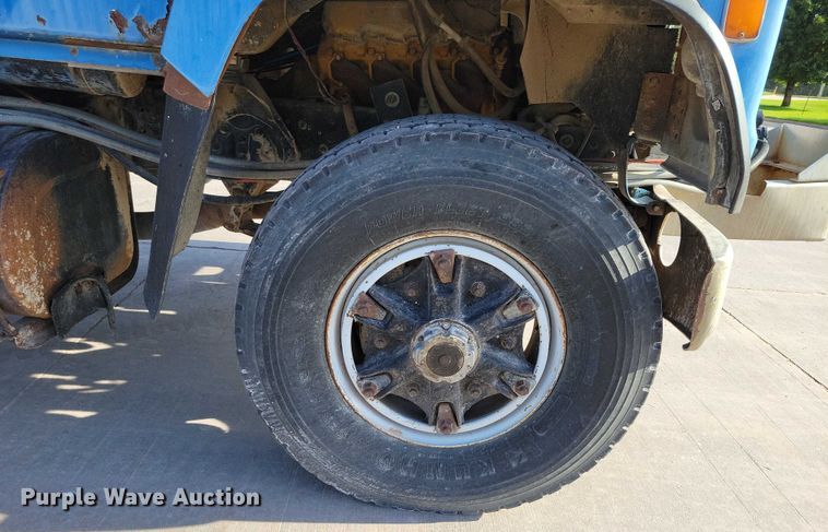 image for item DX7196 1979 Ford 9000 dump truck