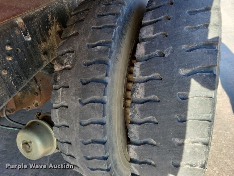 image for item DX7196 1979 Ford 9000 dump truck