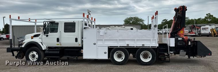 image for item DY0061 2008 International 7500  Crew Cab crane truck