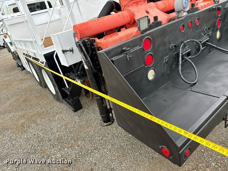 image for item DY0061 2008 International 7500  Crew Cab crane truck