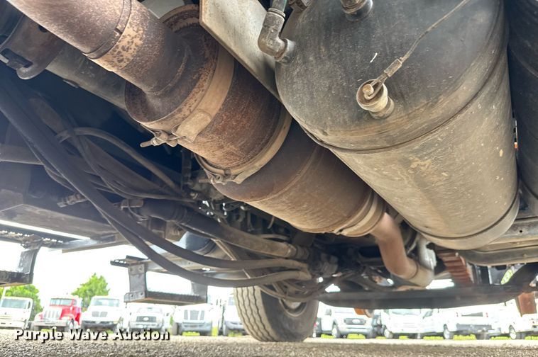 image for item DY0061 2008 International 7500  Crew Cab crane truck