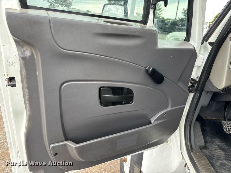 image for item DY0061 2008 International 7500  Crew Cab crane truck