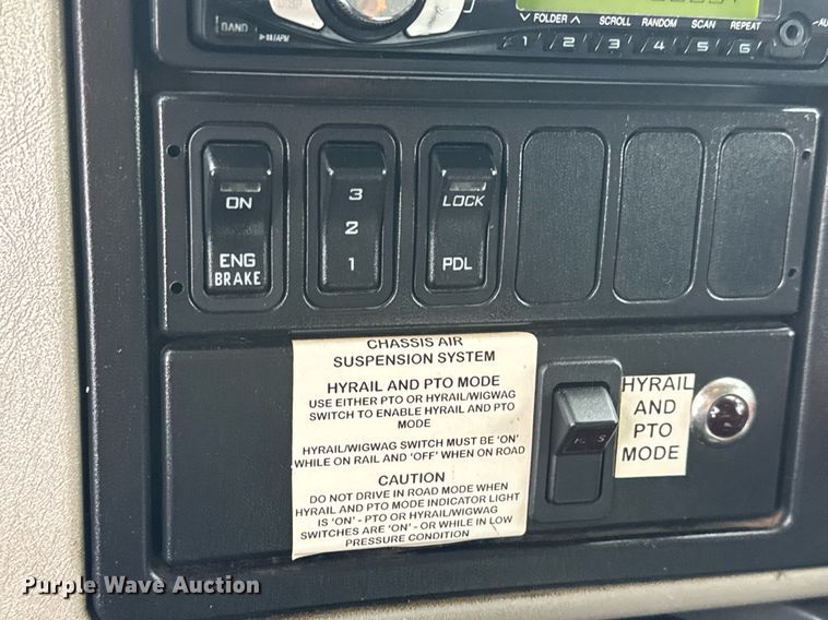 image for item DY0061 2008 International 7500  Crew Cab crane truck