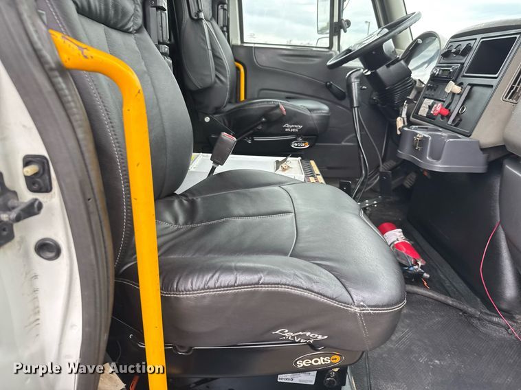 image for item DY0061 2008 International 7500  Crew Cab crane truck