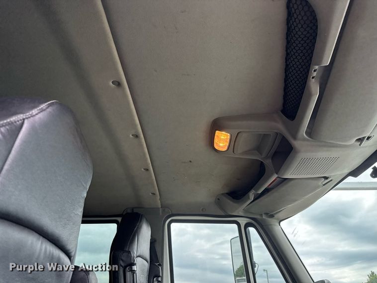 image for item DY0061 2008 International 7500  Crew Cab crane truck