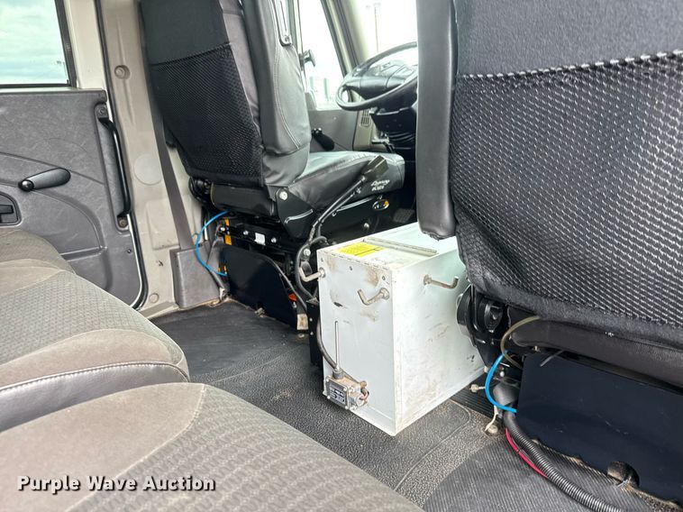 image for item DY0061 2008 International 7500  Crew Cab crane truck