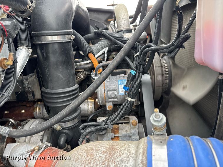 image for item DY0061 2008 International 7500  Crew Cab crane truck