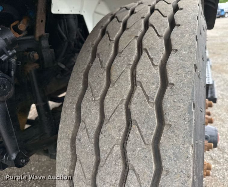 image for item DY0061 2008 International 7500  Crew Cab crane truck