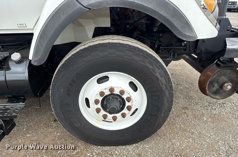 image for item DY0061 2008 International 7500  Crew Cab crane truck