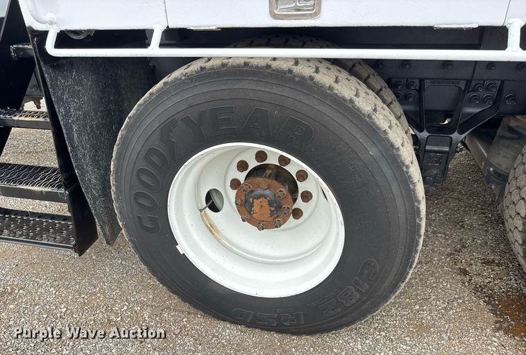 image for item DY0061 2008 International 7500  Crew Cab crane truck