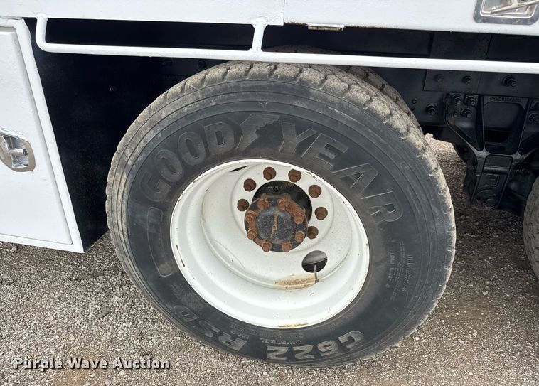 image for item DY0061 2008 International 7500  Crew Cab crane truck