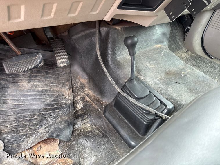 image for item DY8195 2009 Ford F550 Super Duty bucket truck