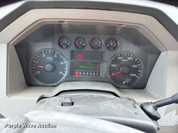 image for item DY8195 2009 Ford F550 Super Duty bucket truck