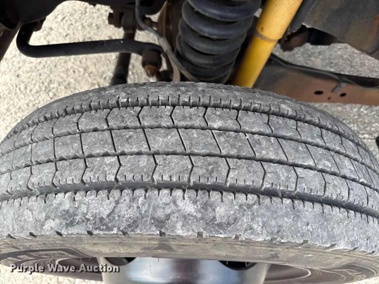 image for item DY8195 2009 Ford F550 Super Duty bucket truck