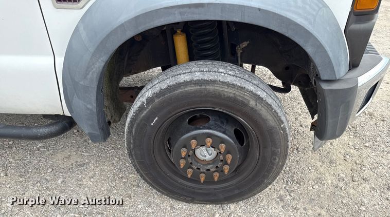 image for item DY8195 2009 Ford F550 Super Duty bucket truck