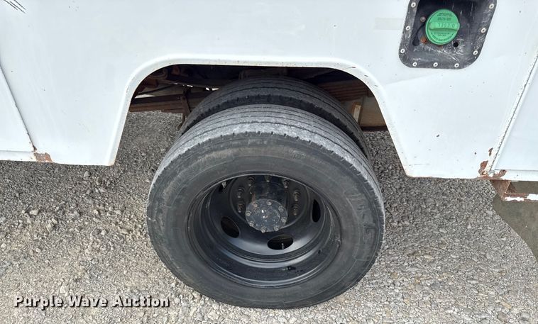 image for item DY8195 2009 Ford F550 Super Duty bucket truck