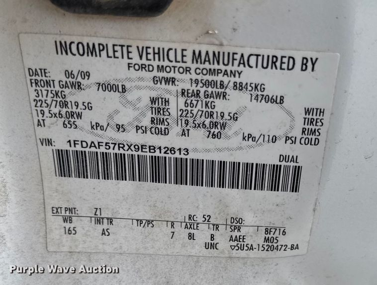 image for item DY8195 2009 Ford F550 Super Duty bucket truck